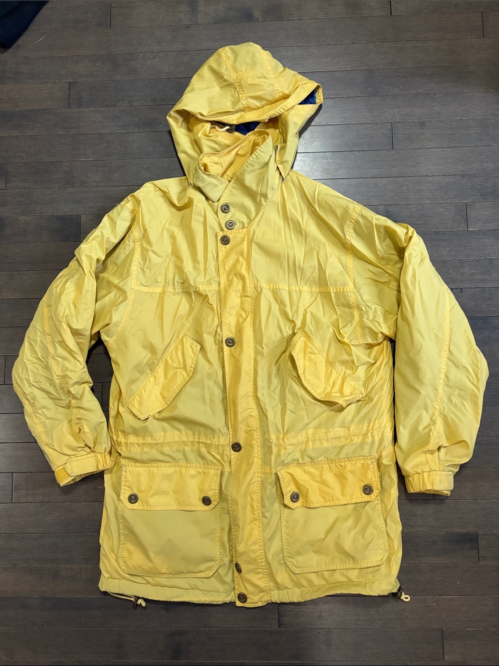 Vintage Woolrich Men’s M Yellow Shell Jacket